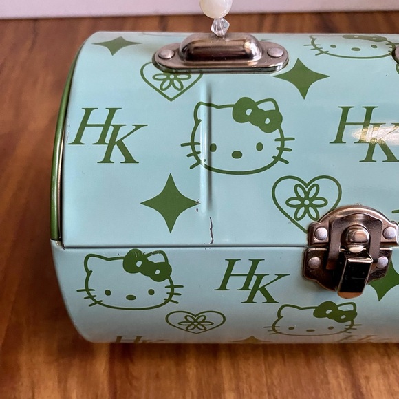 VTG Hello Kitty Barrel Purse - Picture 10 of 10